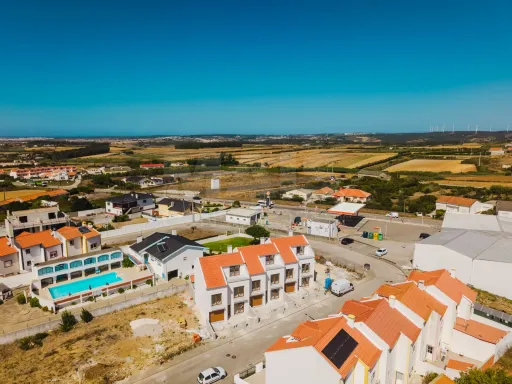 Moradia T4 com Garagem e Terraço