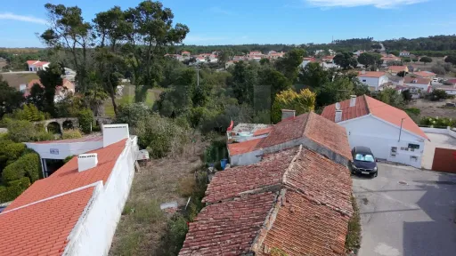 Terreno com Potencial de construção no  Nadadouro