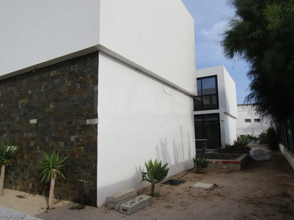 Moradia T3 em Pêra | Algarve