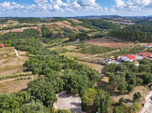 Lote Urbano de 607m2 para Moradia | A-dos-Negros, Óbidos