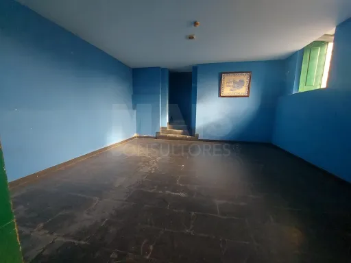 Casa Senhorial com Brazão em Coja- Arganil.
