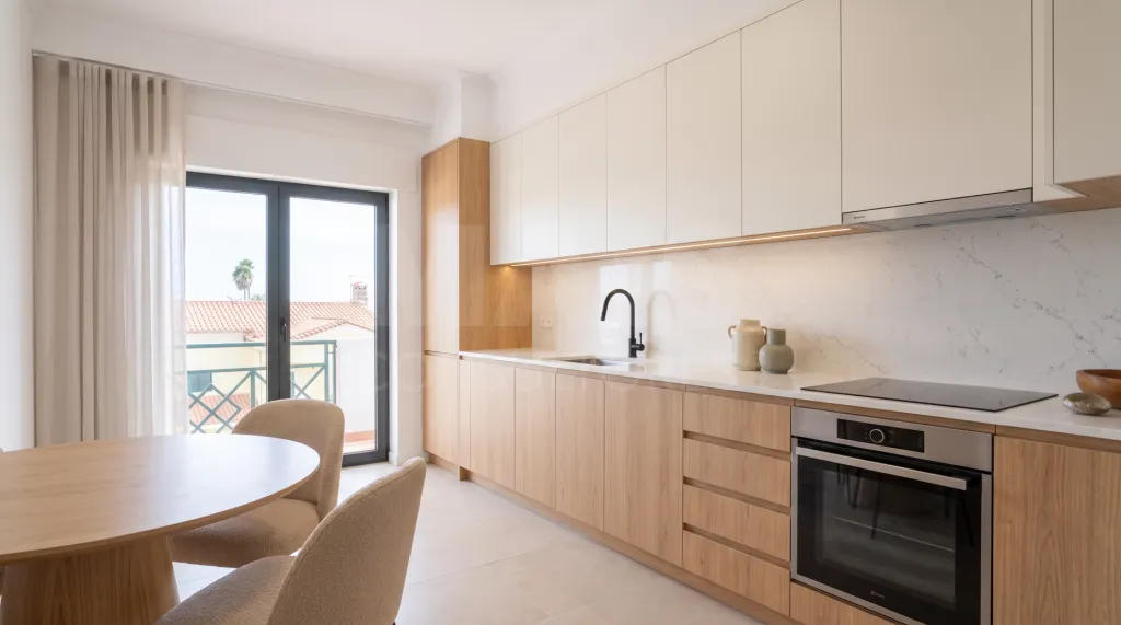 Apartamento T3 com Parqueamento e Arrecadação em Samora Correia