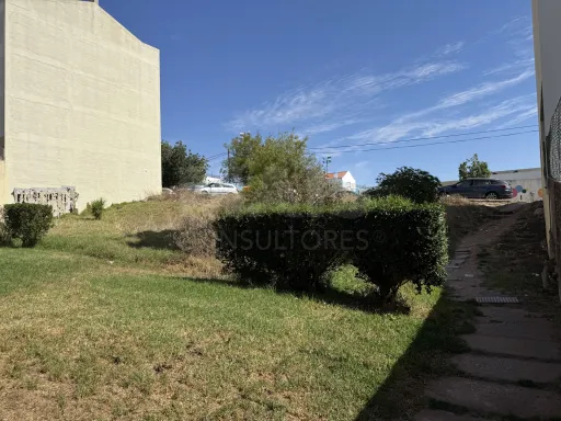 Terreno Urbano - Construção Brandoa, Amadora
