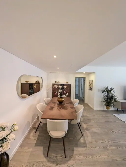 🏡 T2 COM 147M², com BOX e Varanda, na URBANIZAÇÃO MALVAROSA em  ALVERCA