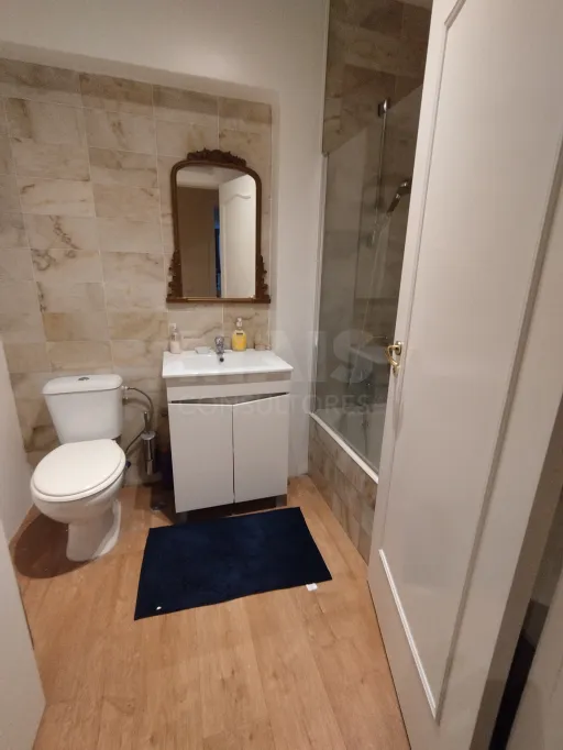 Apartamento T4 ao lado do metro das Olaias com dois lugares de parqueamento
