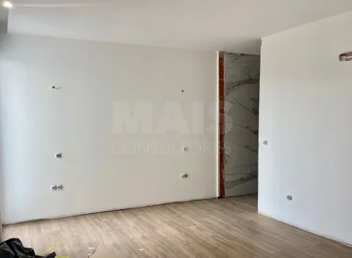 Apartamento T3 em Lourinhã, com Varanda Privativa de 32 m² + Garagem