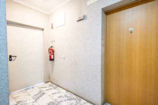 Apartamento T2 com garagem
