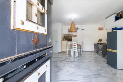 Moradia T1 Parcialmente Remodelada no casal das Andorinhas - Dois Portos