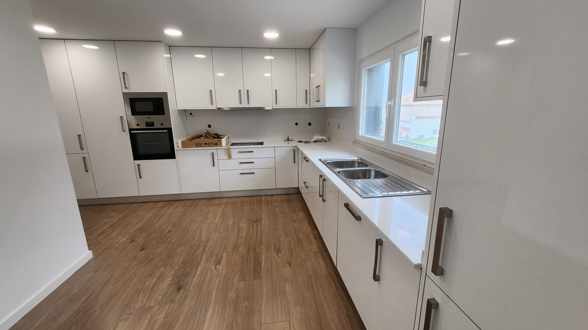 Moradia T3 nova em Olhalvo