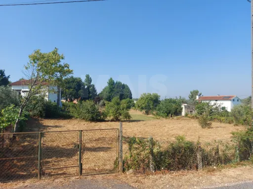 Building land in Côja