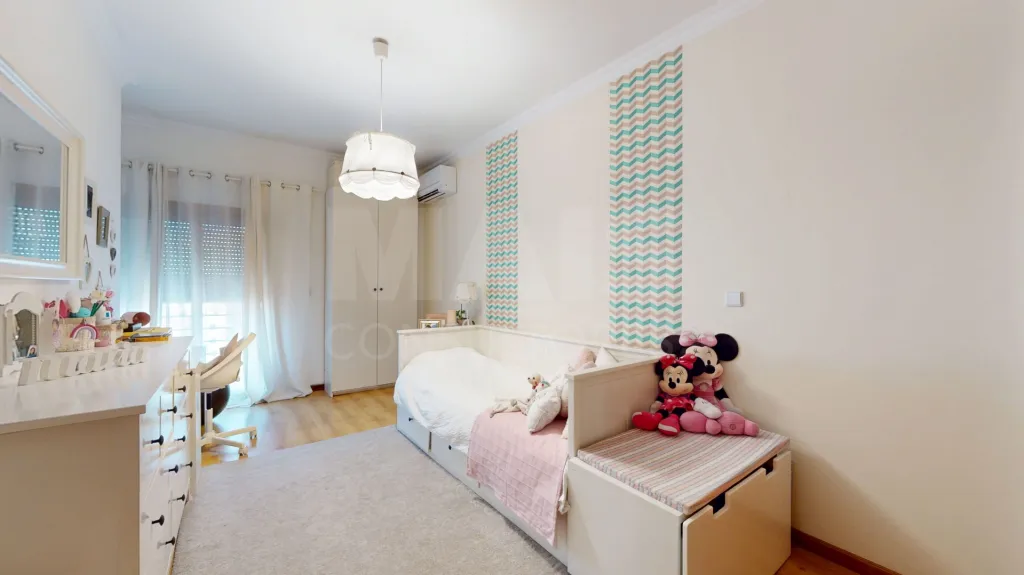 Apartamento T3 com box colinas do crizeiro