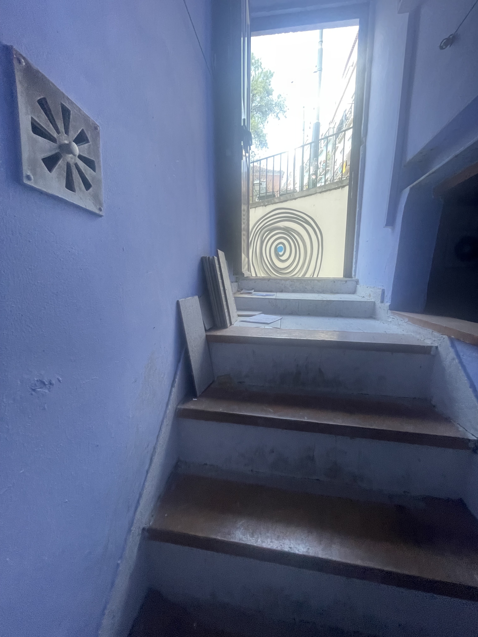 T1 Oportunidade ! Lisboa Bica - Largo de Santo Antoninho para Remodelação