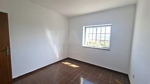 Moradia térrea T3 com Garagem e Logradouro em Malpartida - Almeida