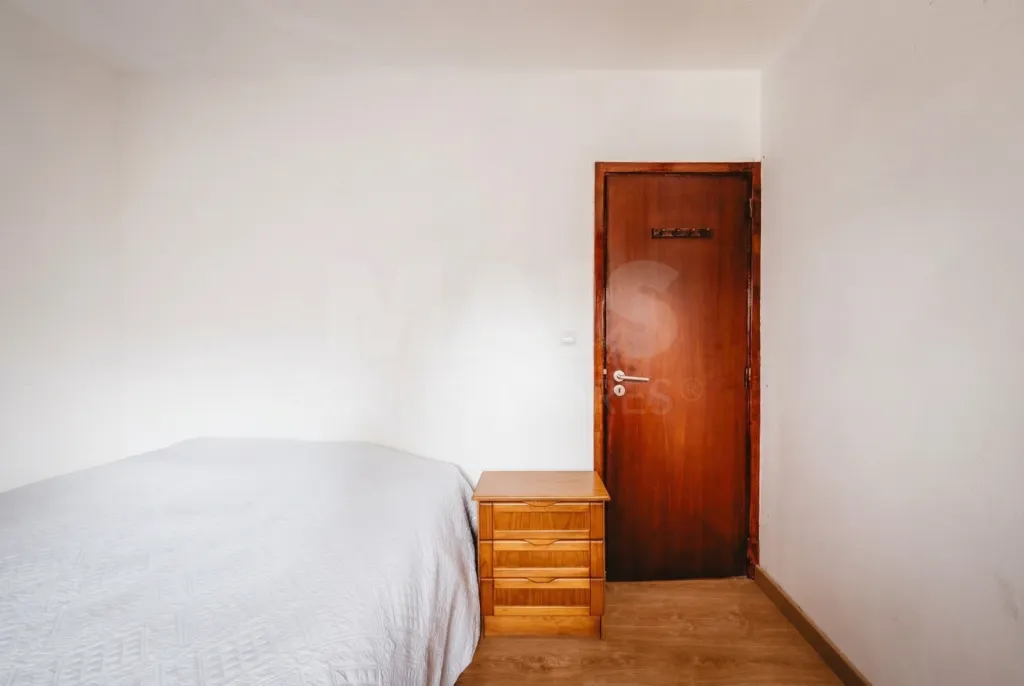Apartamento T3 - Santo António dos Cavaleiros - Zona do Hospital Beatriz Ângelo