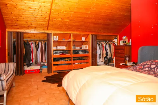 House in a Protected Area in Serra do Montejunto