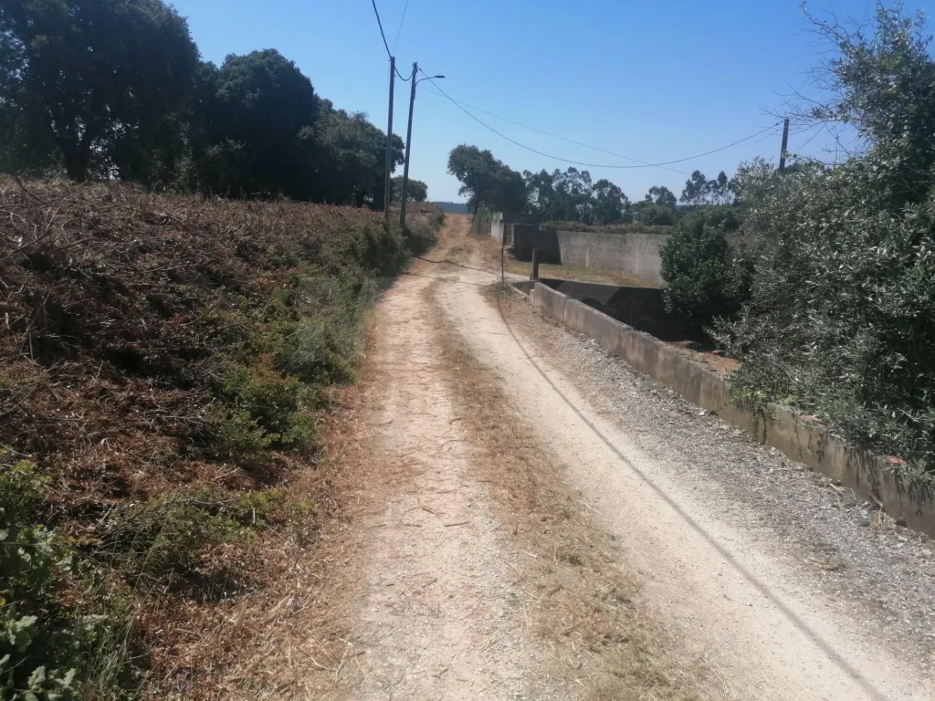 Terreno Rustico Em Sobral De Monte Agraço