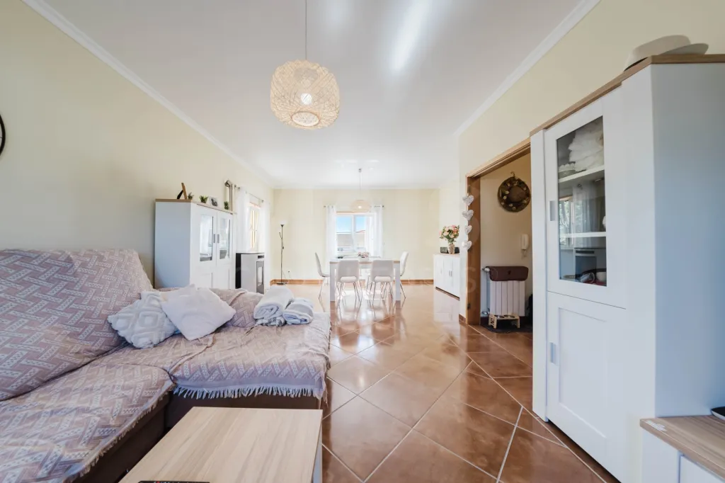 🏡 3-Bedroom House—Furnished and Fully Equipped | Jacuzzi | Garage | Backyard