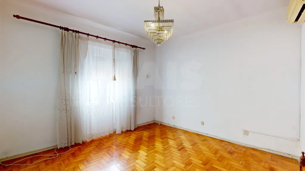 Moradia Bi-Familiar em Caneças