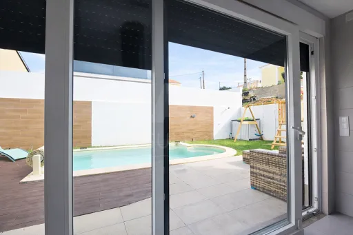 Moradia T5 de Luxo com Piscina