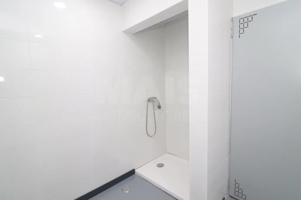 Pavilhão Industrial novo no Carregado com 624 m2 de Terreno e 312 m2 de Construção