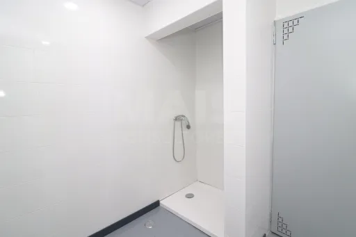 Pavilhão Industrial novo no Carregado com 624 m2 de Terreno e 312 m2 de Construção