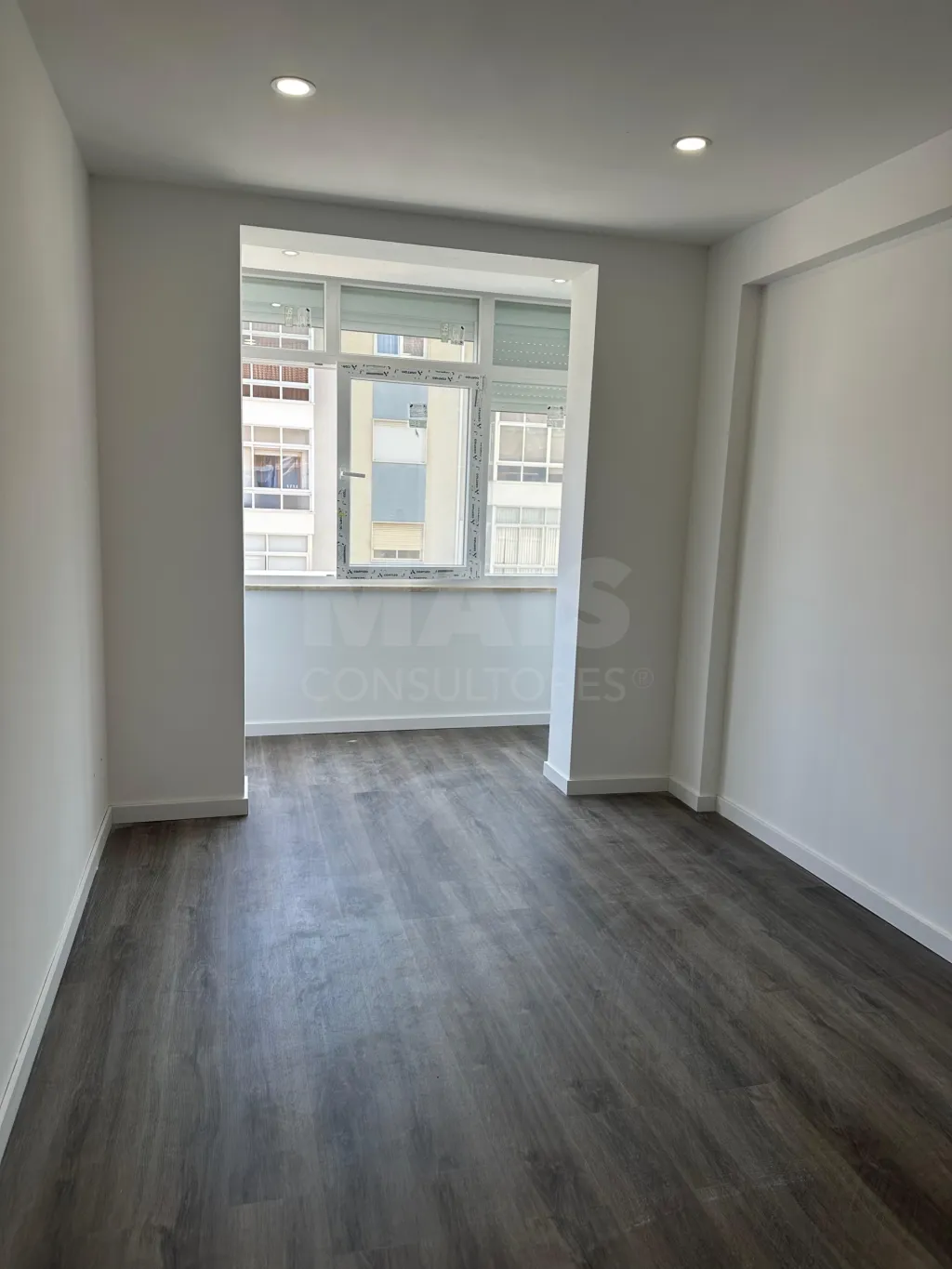 Apartamento T2 no bom sucesso em Alverca totalmente remodelado