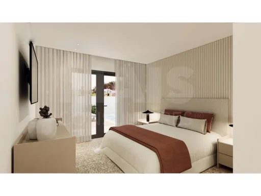 Moradia Contemporânea T4 com Suite Master, Piscina de Água Salgada, Garagem e Acabamentos Premium !