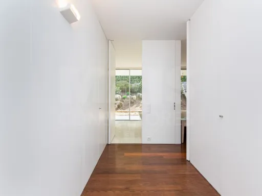 Moradia T4 térrea em Resort exclusivo