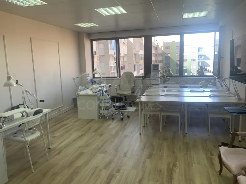 Escritório em Campo Pequeno