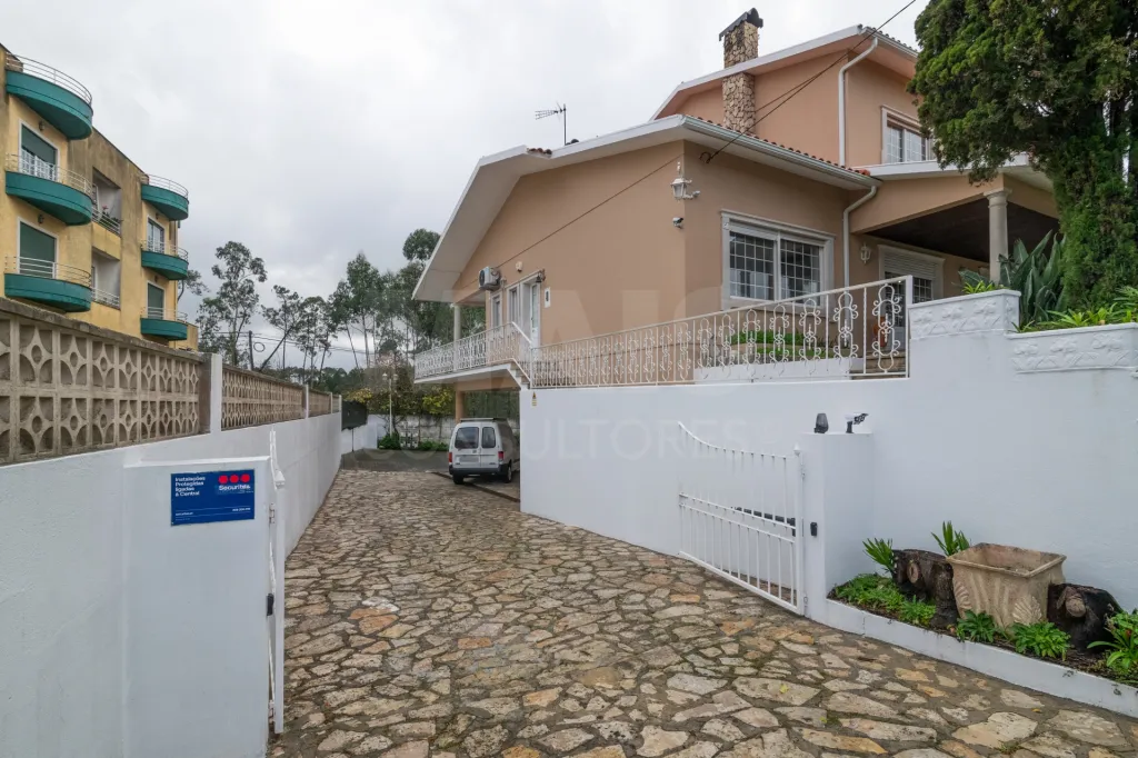 Moradia T5 Pombal Meirinhas Leiria