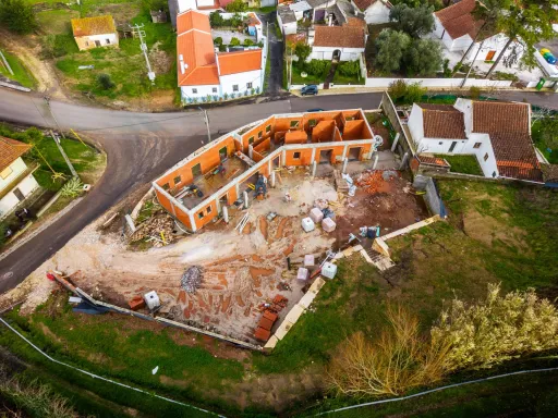 Moradia Térrea em construção na Torre, Caldas da Rainha