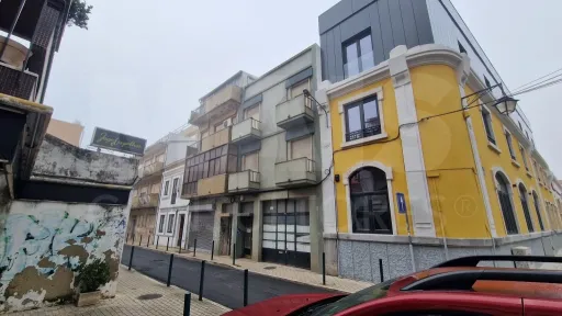 🏠 T2 Para Remodelação Total em Vila Franca de Xira