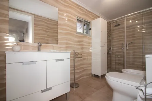 Moradia T2  com Logradouro em Cabanas de Chão
