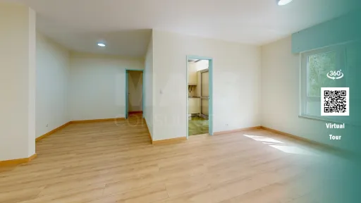 Apartamento T2 remodelado,1 andar no predio com 2 elevadores