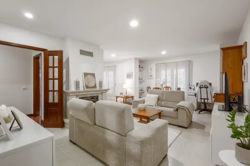 Apartamento T3 Duplex com Garagem em Peniche