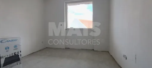 Fully refurbished one-bedroom 2nd floor apartment in Benavente.