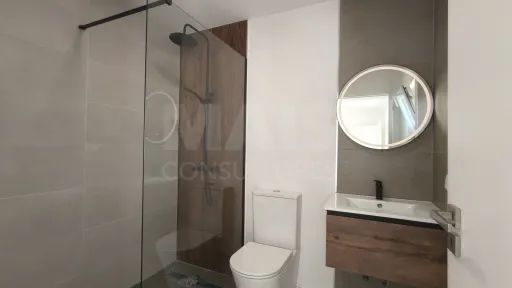 Moradia Térrea c/ Piscina, Jardim, Anexo, Garagem e Parqueamento, Inserida em Lote de 3.476m2 !