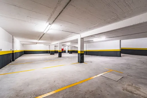Apartamento T2  em Vale de Milhaços