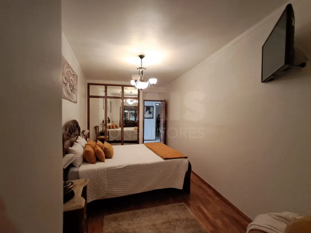 Partially Renovated 2-Bedroom Apartment in Turquel with Garage and Elevator
