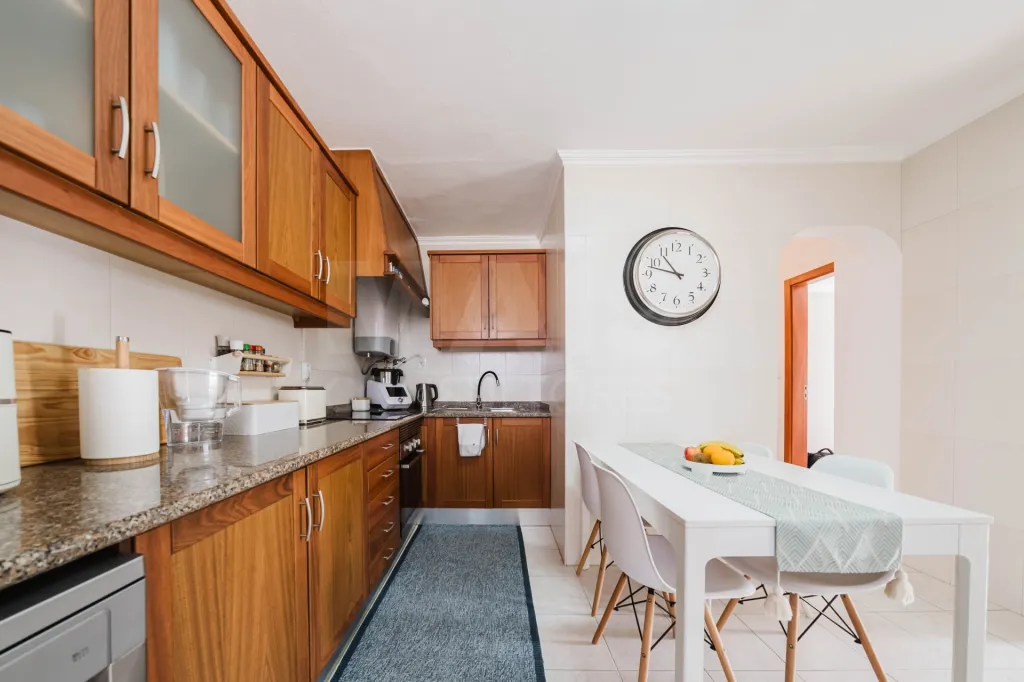 Apartamento T2 Renovado Com Vista Mar Em Peniche