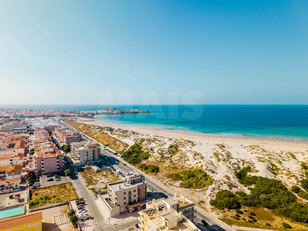 Vista Mar de Sonho | Apartamento T3 com 160 m² e Garagem em Peniche
