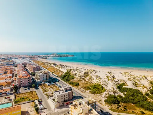 Vista Mar de Sonho | 160 m² 3-Bedroom Apartment with Garage in Peniche
