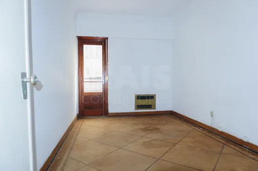 T5 com 130m² na Lapa para remodelação