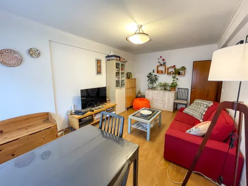 1-Bedroom Apartment with Balcony | Move-In Ready | 2 Elevators | Pendão, Queluz
