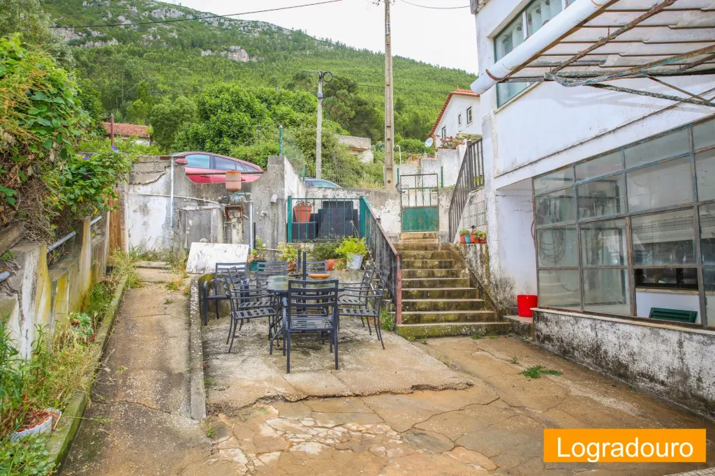 House in a Protected Area in Serra do Montejunto