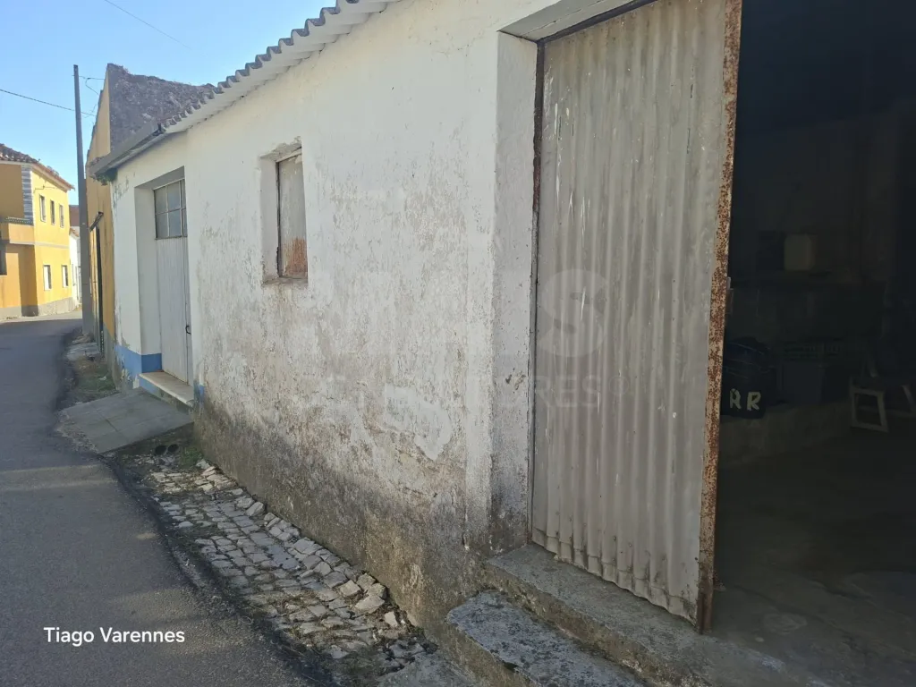 Adega com 72 m2 | Barrocalvo | Bombarral