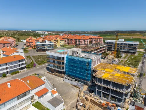 Apartamento T3 NOVO a 200 metros da Praia da Consolação