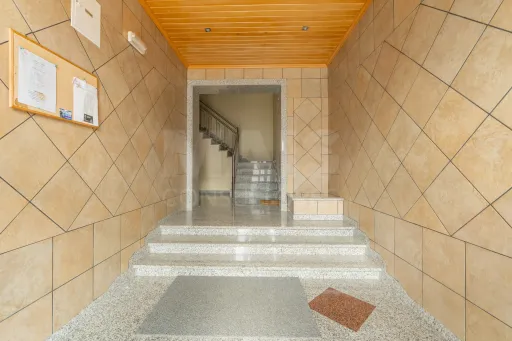 Apartamento T3 com 4 Varandas, Excelentes Áreas e Conforto Total – Praceta Tranquila, no Porto Alto em Samora Correia