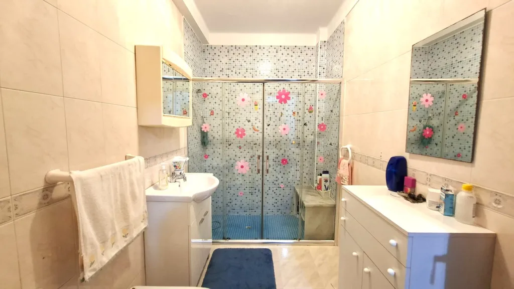 Apartamento T1+2 em Peniche