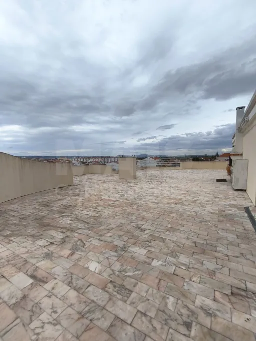 Apartamento T3 inserido em condomínio fechado no Porto Alto / Samora Correia